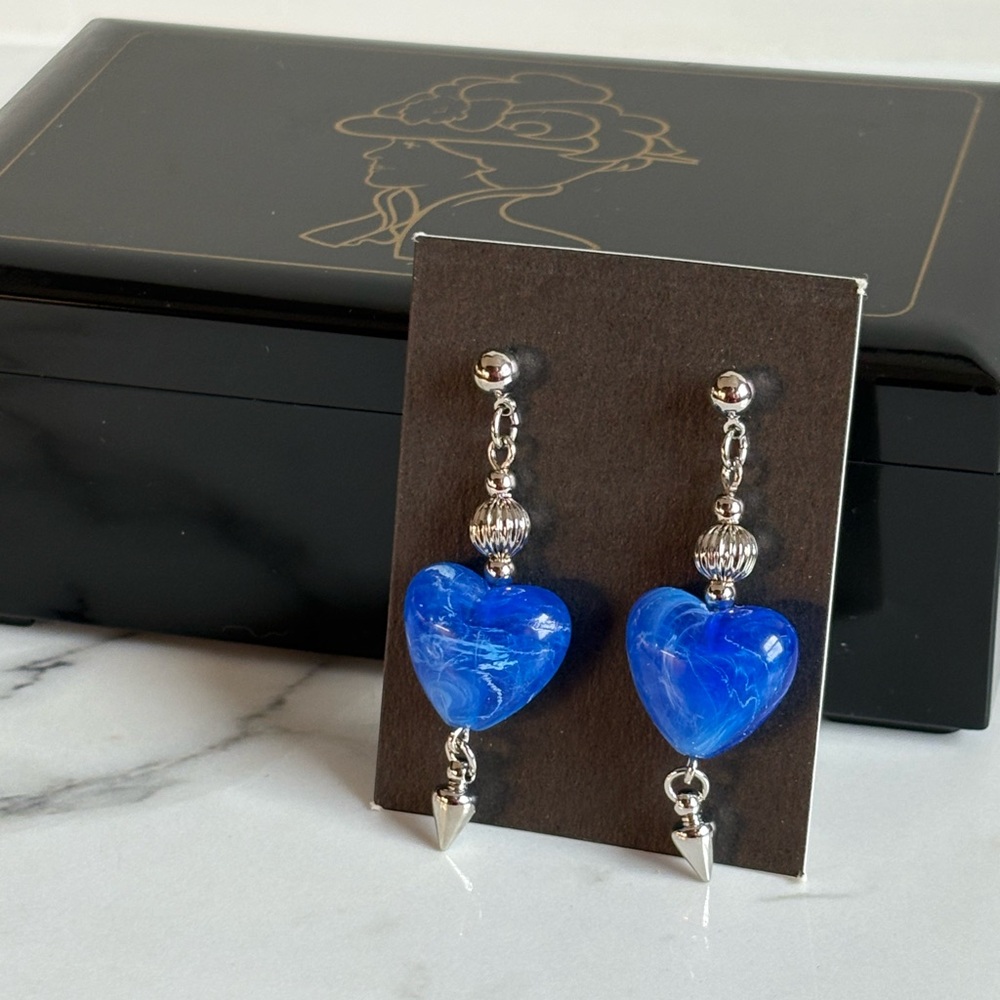Vintage Avon 90s Blue Lucite Heart Swirl Drop Earrings Silver 2" Dangle NIB
